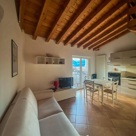 Ca Del Polset Apartment Brenzone sul Garda Luaran gambar