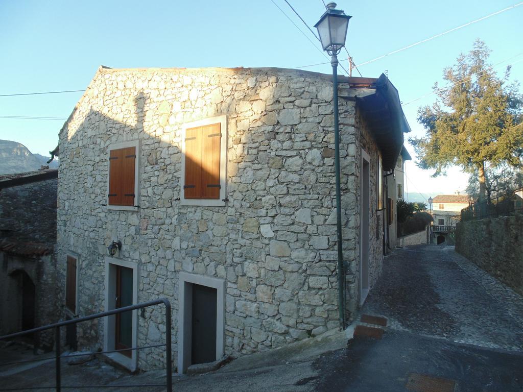 Ca Del Polset Apartment Brenzone sul Garda Luaran gambar